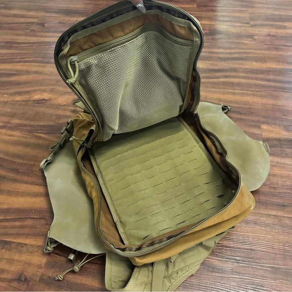 Hill People Gear Connor V2 Backpack - Picture 4 of 15